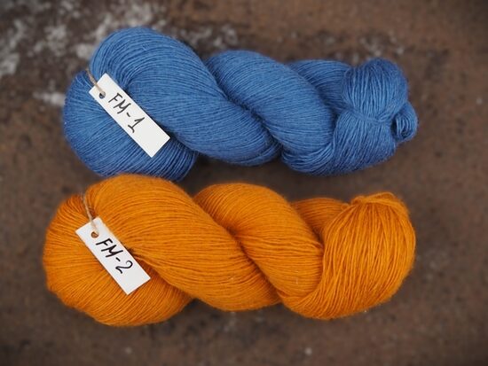 Pāces merino vilnas dzija, vienkrāsaina, vienkārtīga, 6/1